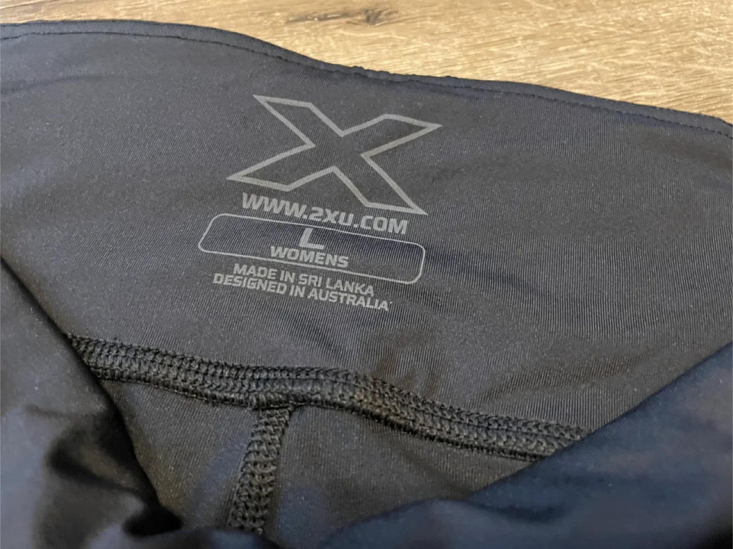 NEW! 2XU Women's Running Compression Shorts - Size L image indicator(4)