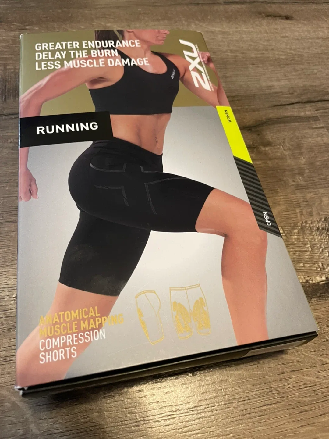 NEW! 2XU Women's Running Compression Shorts - Size L image indicator(2)