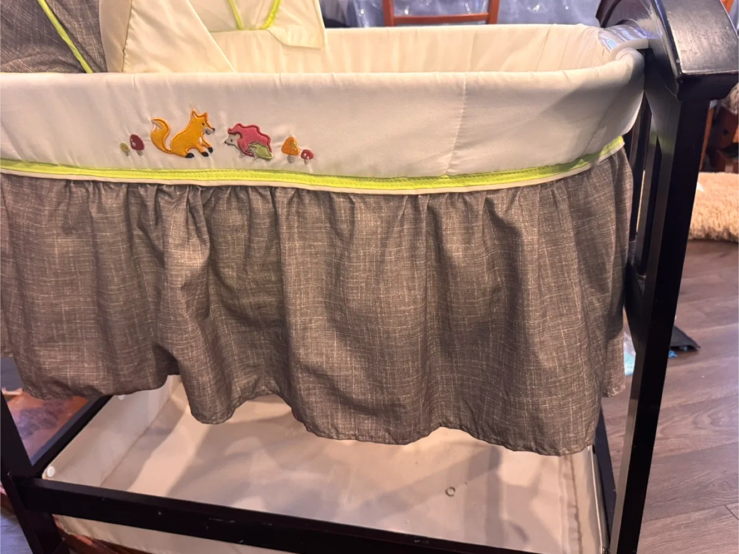 Bassinet - Neutral Colours image indicator(2)