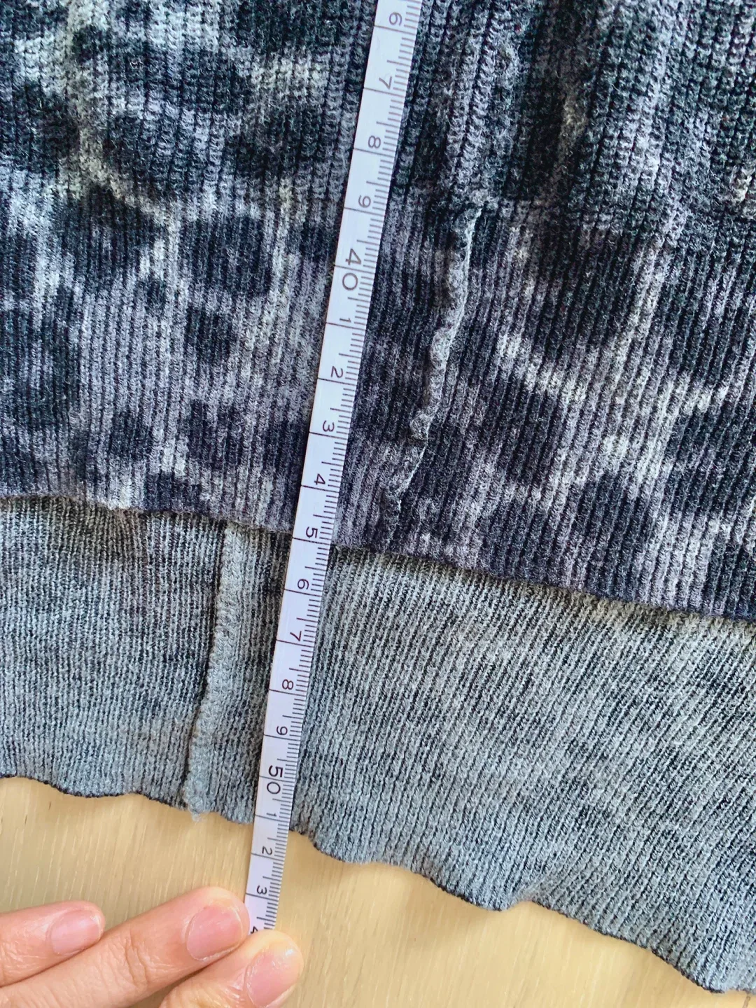 Wilfred Aritzia Animal Print Sweater image indicator(3)