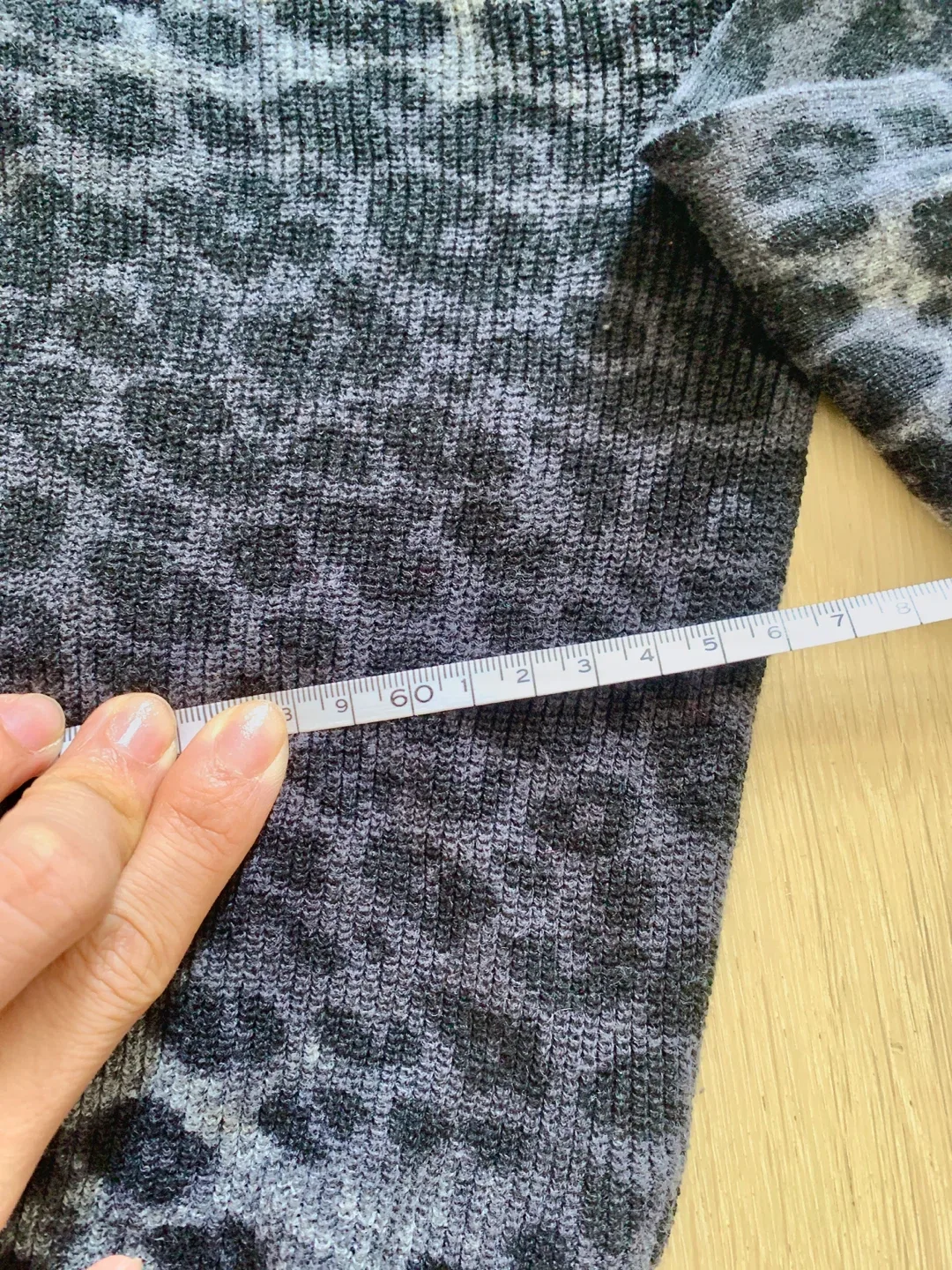 Wilfred Aritzia Animal Print Sweater image indicator(4)