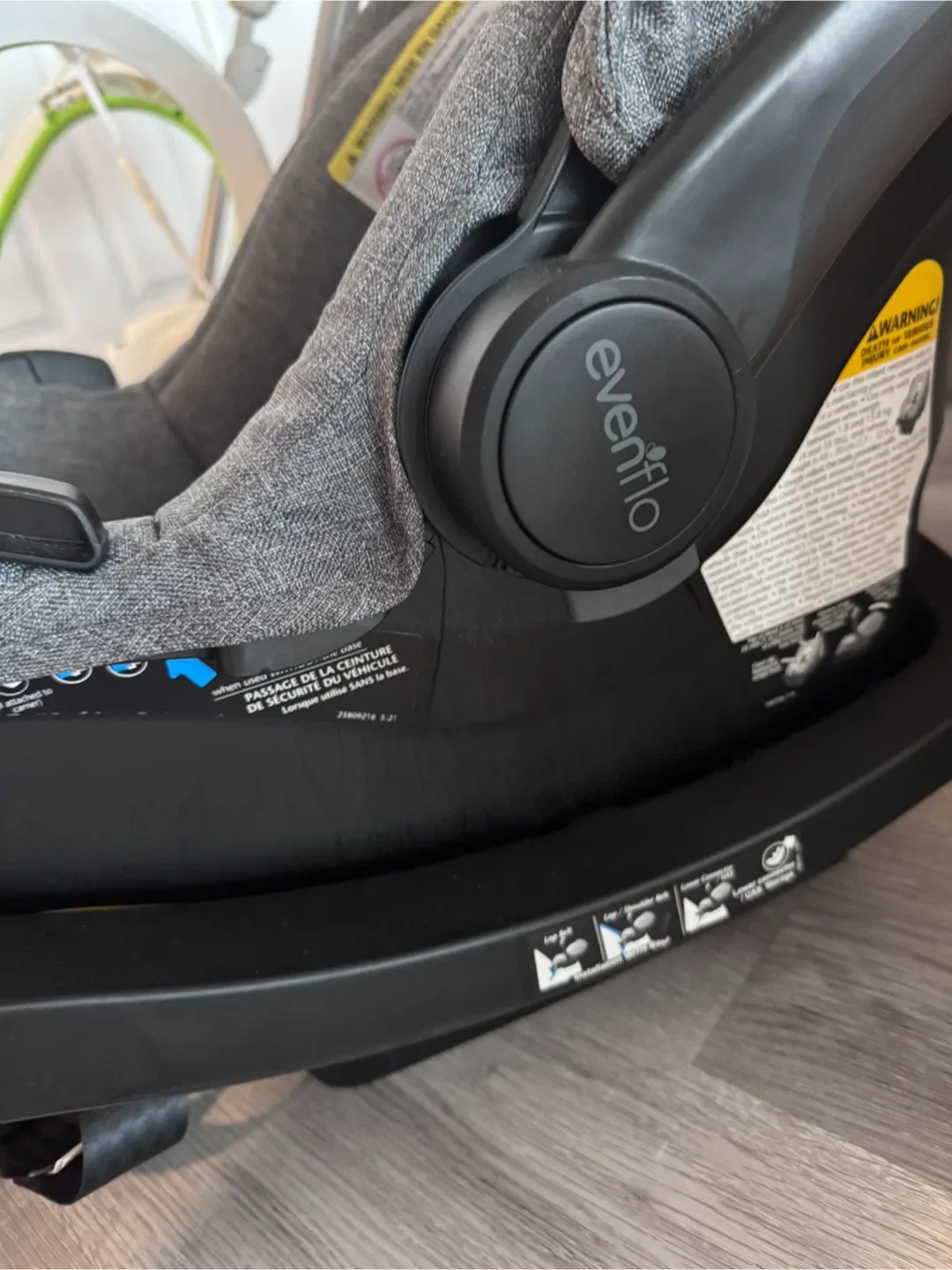 Evenflo Infant Car Seat - Grey image indicator(5)