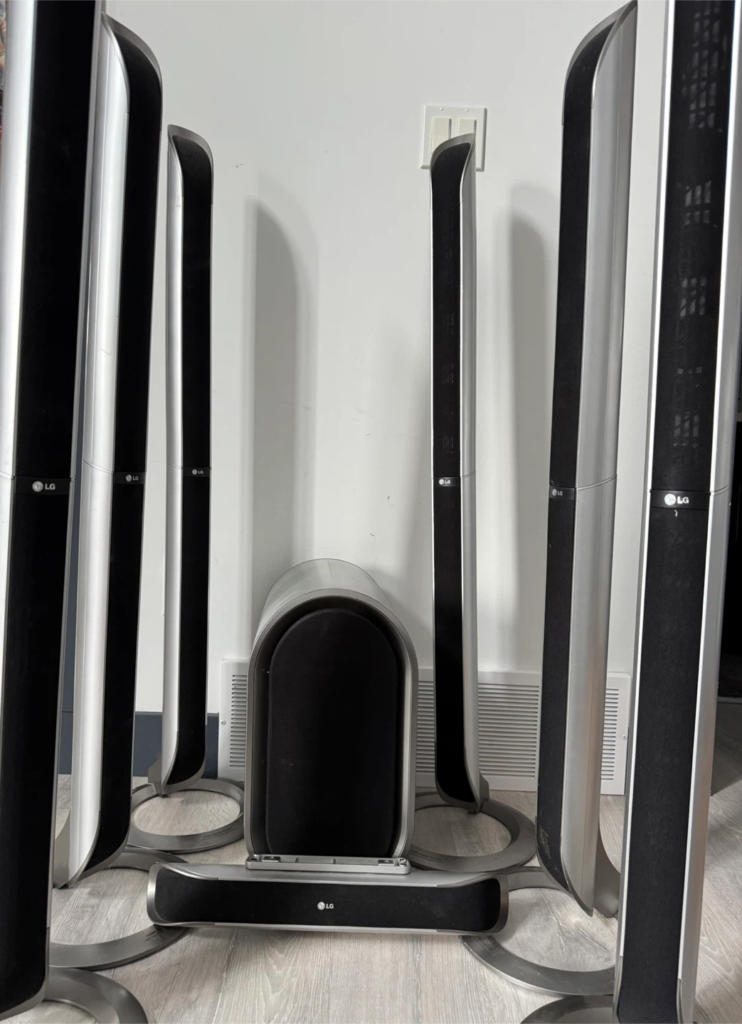 7.1 LG Home Theatre Speaker System