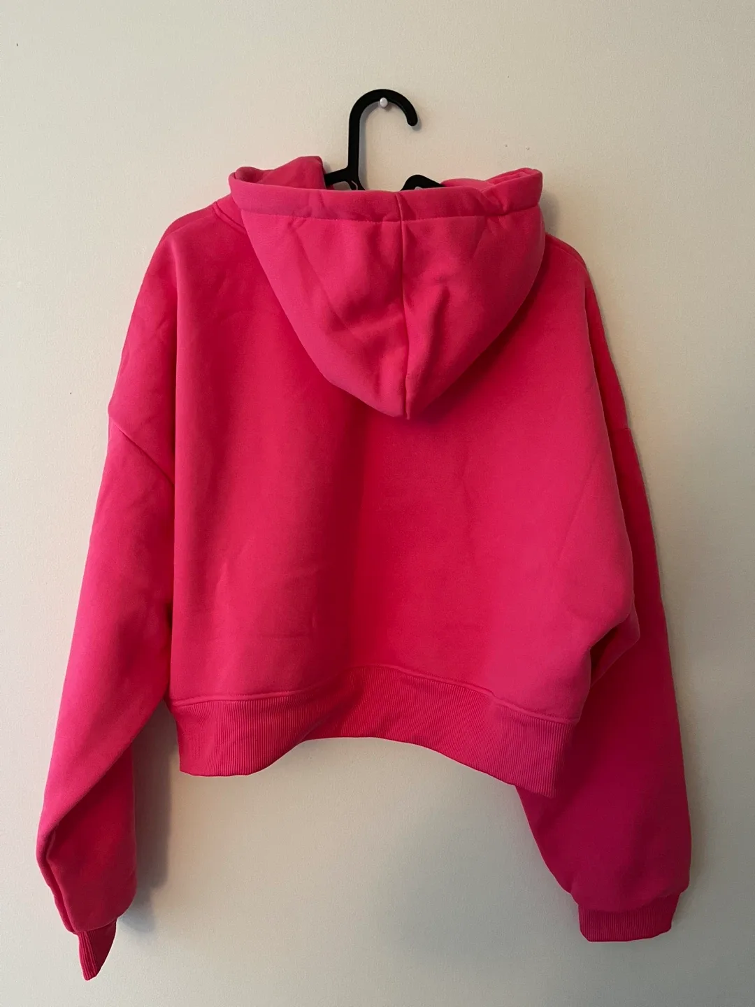 hot pink graphic hoodie image indicator(2)