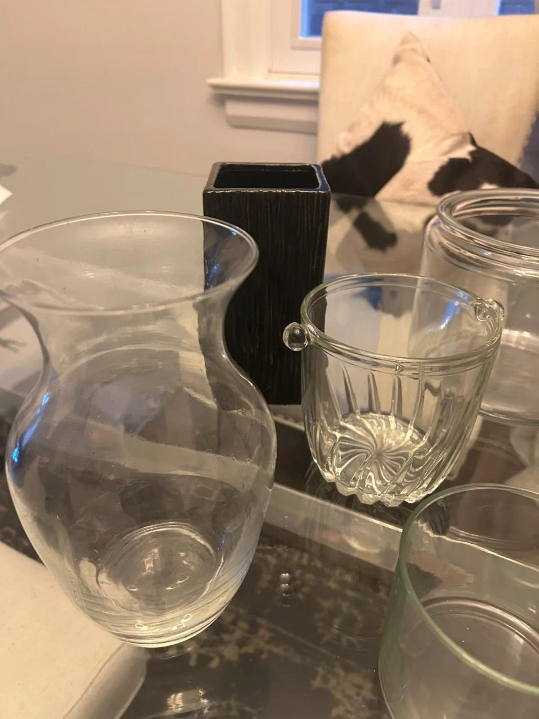 Assorted Glassware and Home Decor image indicator(6)