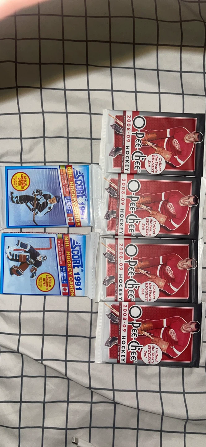 Hockey Cards - 1991 Score & 2008-09 O-Pee-Chee