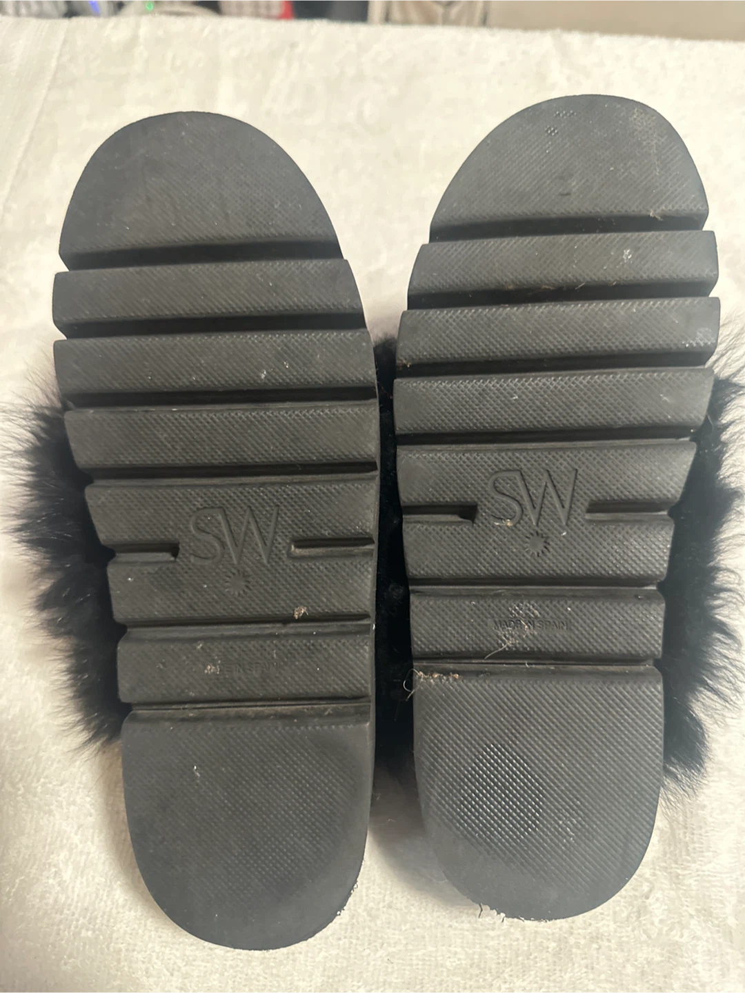 Stuart Weitzman Furry Leopard Print Slippers - Size 6 - photo 4