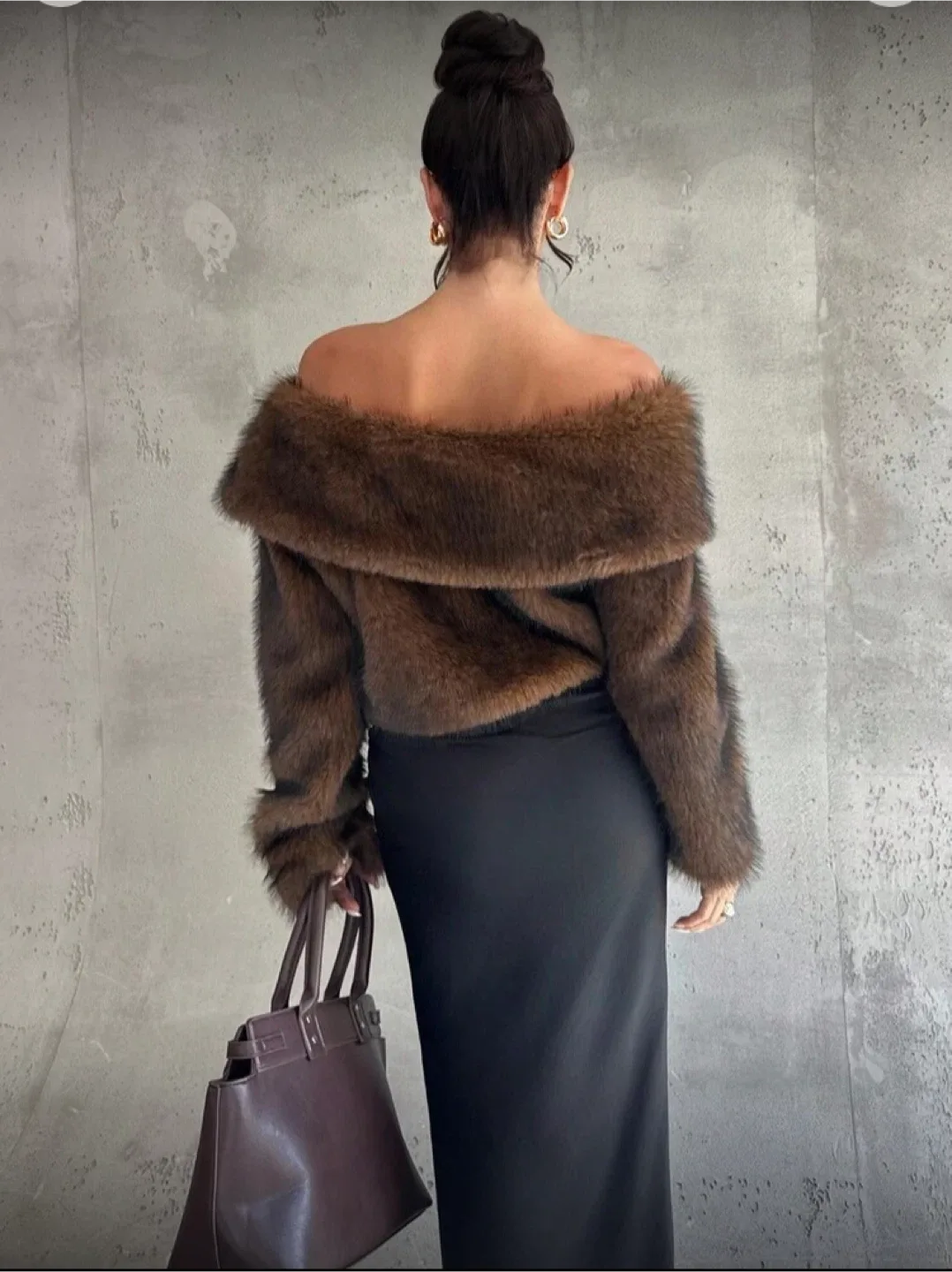Faux fur never worn image indicator(2)
