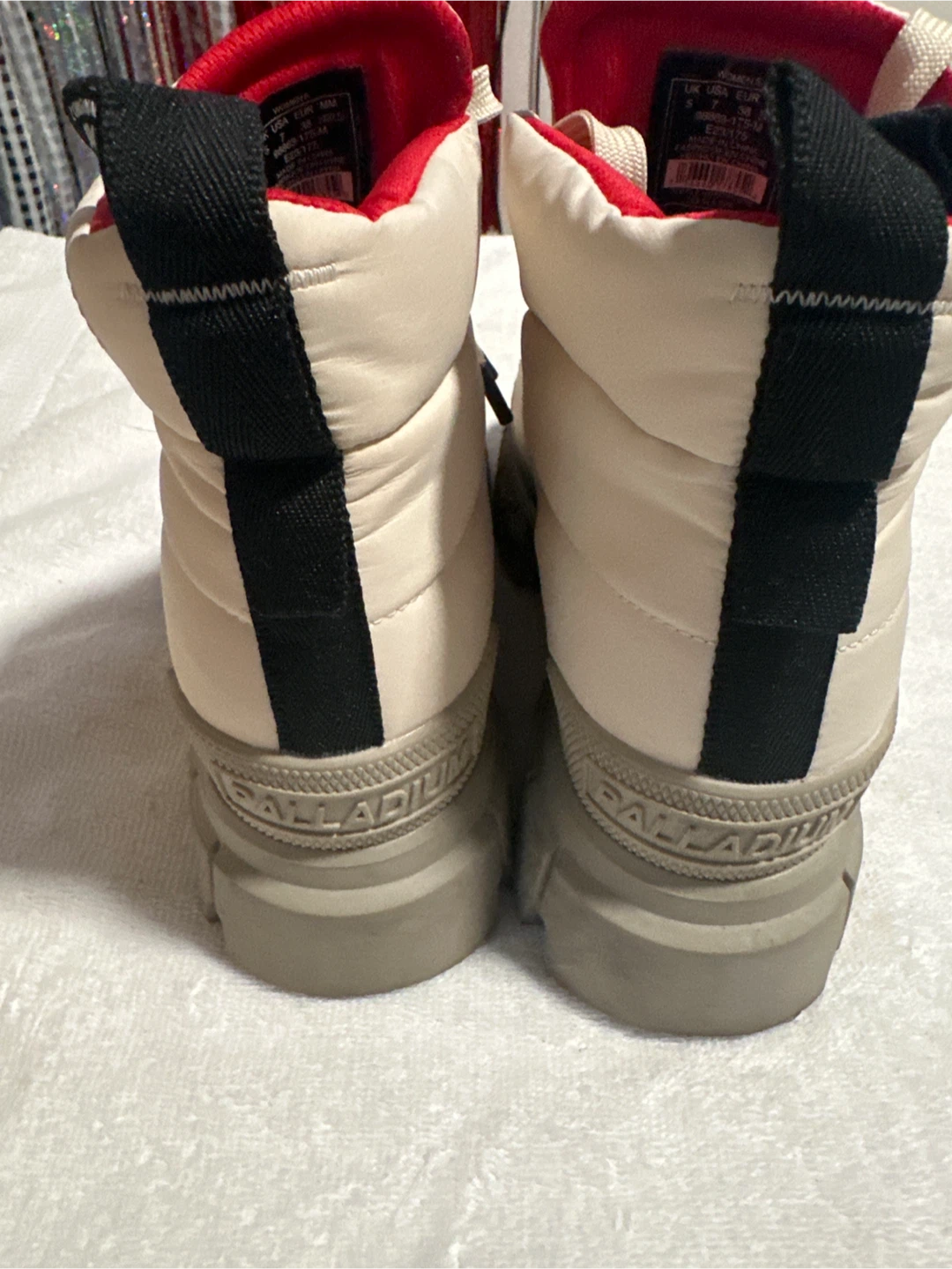 Palladium Pampa Hi Puffy Zip Women's Boots - Size 5 - photo 2