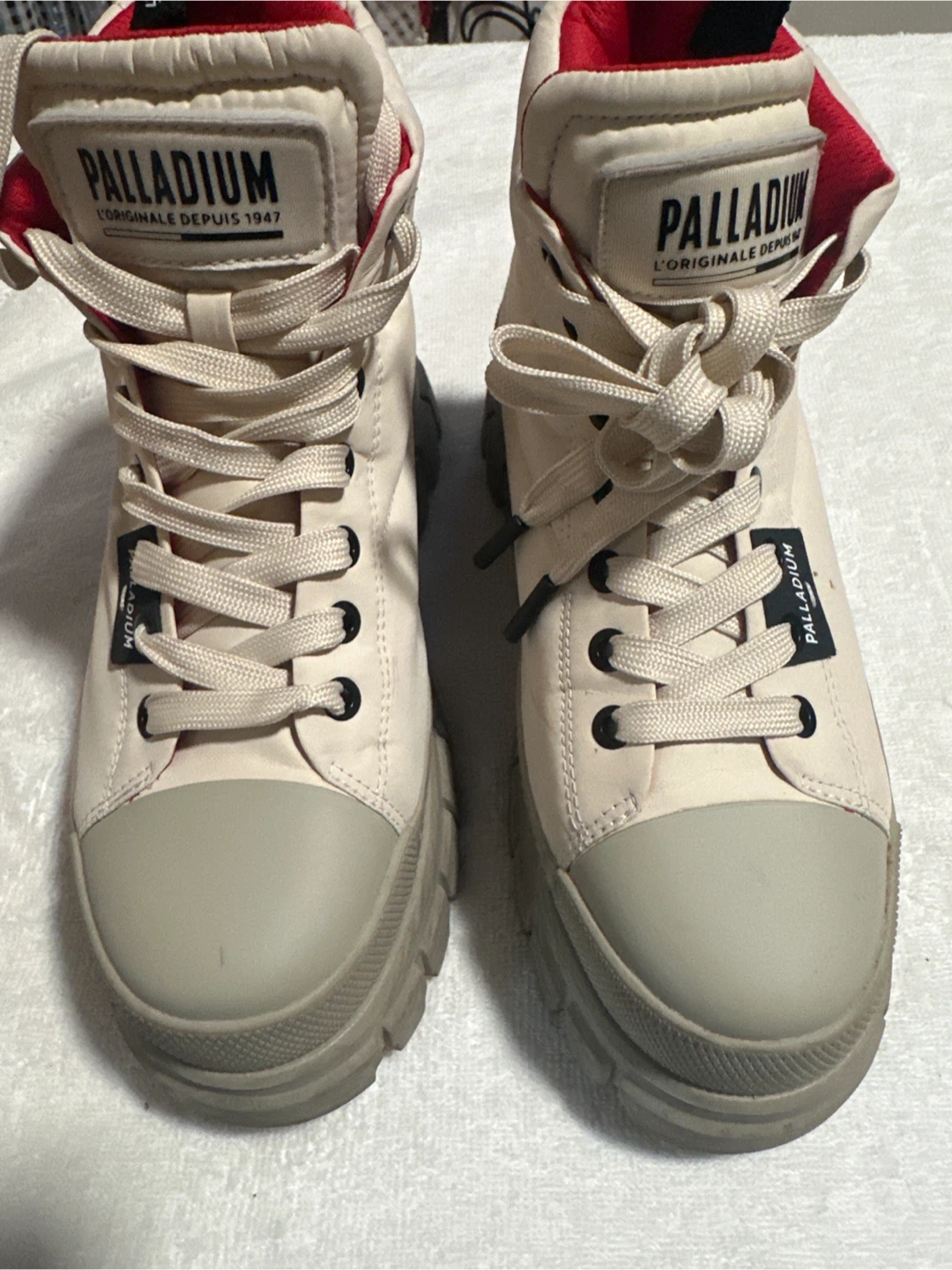Palladium Pampa Hi Puffy Zip Women's Boots - Size 5