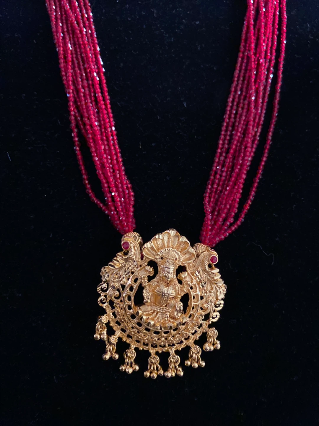 Red Beaded & Gold Pendant Necklaces - photo 4