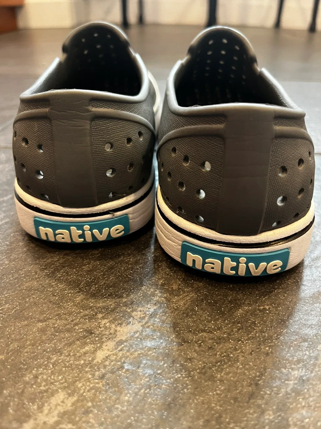 Native Shoes Jefferson Grey Size M8/W10 image indicator(2)