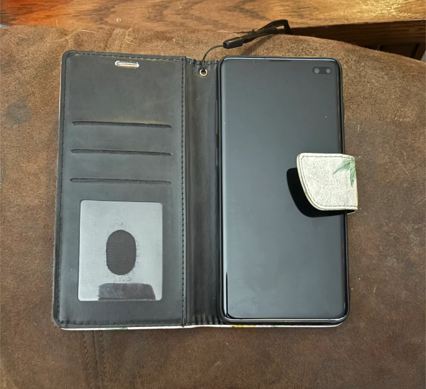 Samsung Galaxy S10+ Smartphone #cleanout image indicator(3)