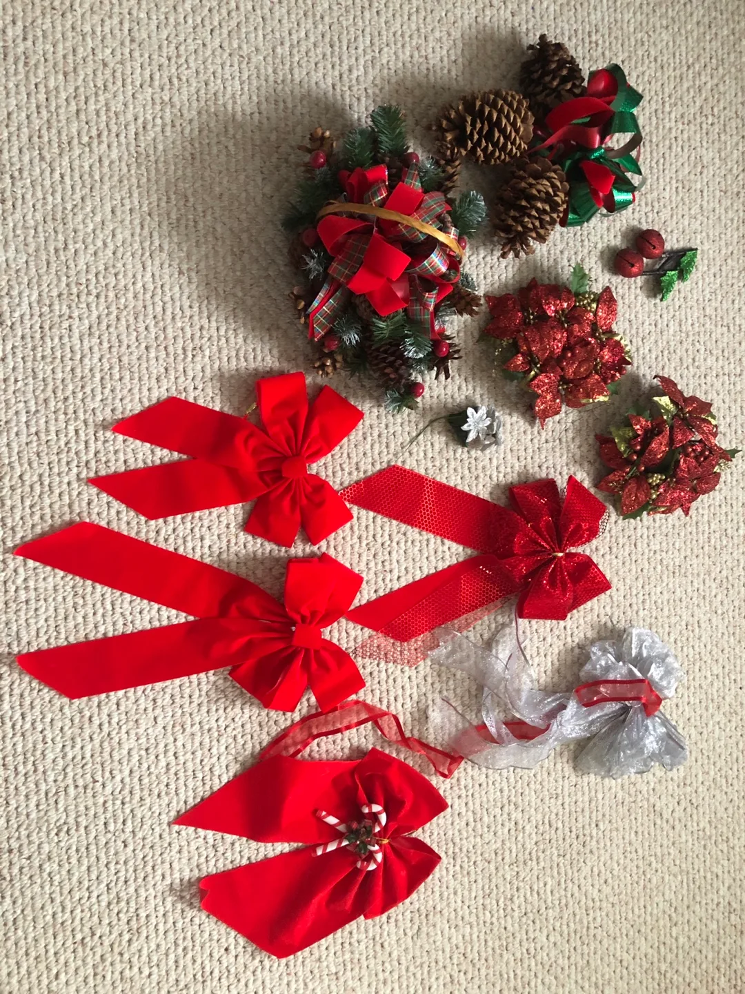 Christmas Bows and Decorations