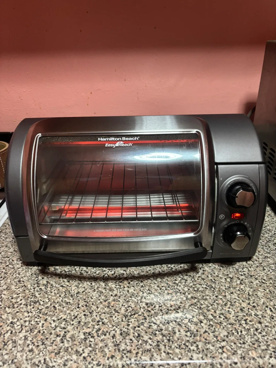Hamilton Beach Easy Reach Toaster Oven