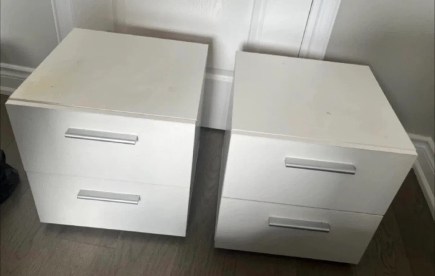 Pair of White 2-Drawer Nightstands