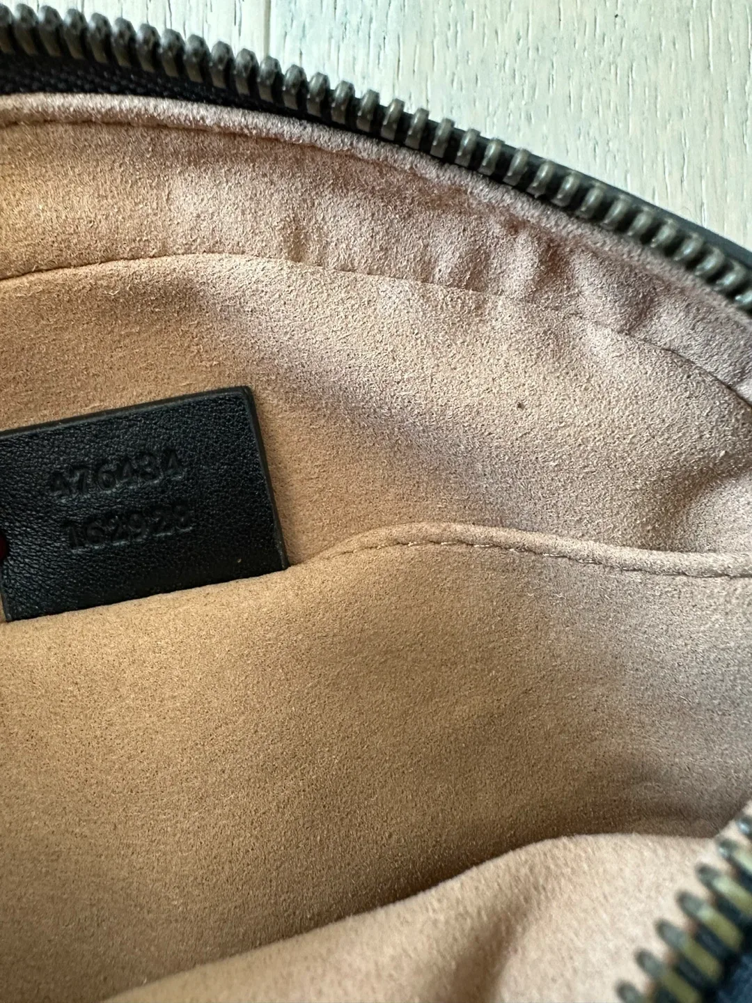 Gucci * inspired * black quilted leather belt bag image indicator(7)