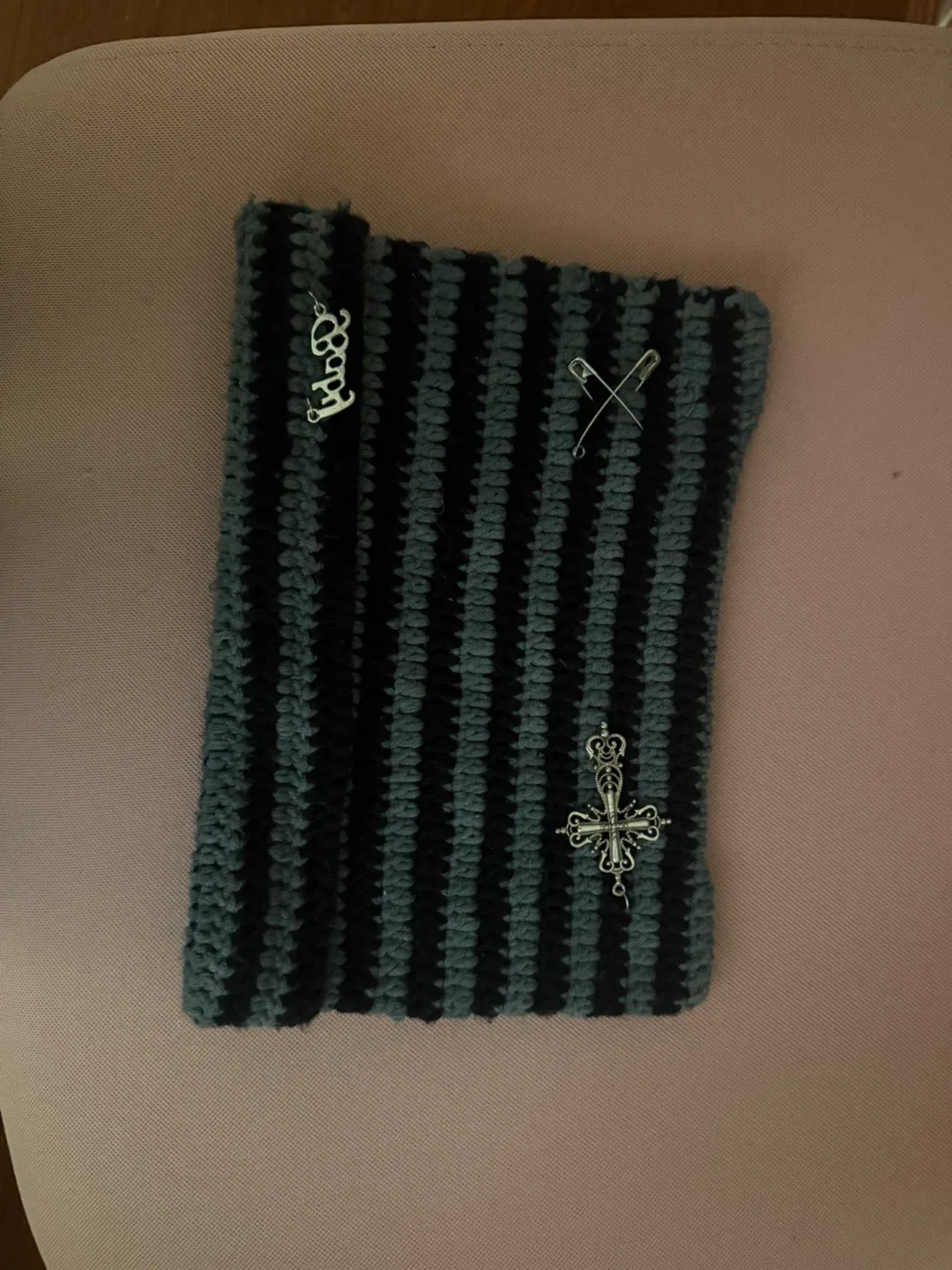 Crocheted Beanie y2k