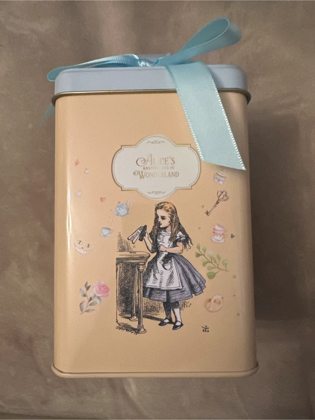 Alice in Wonderland Tin Box #Cleanout