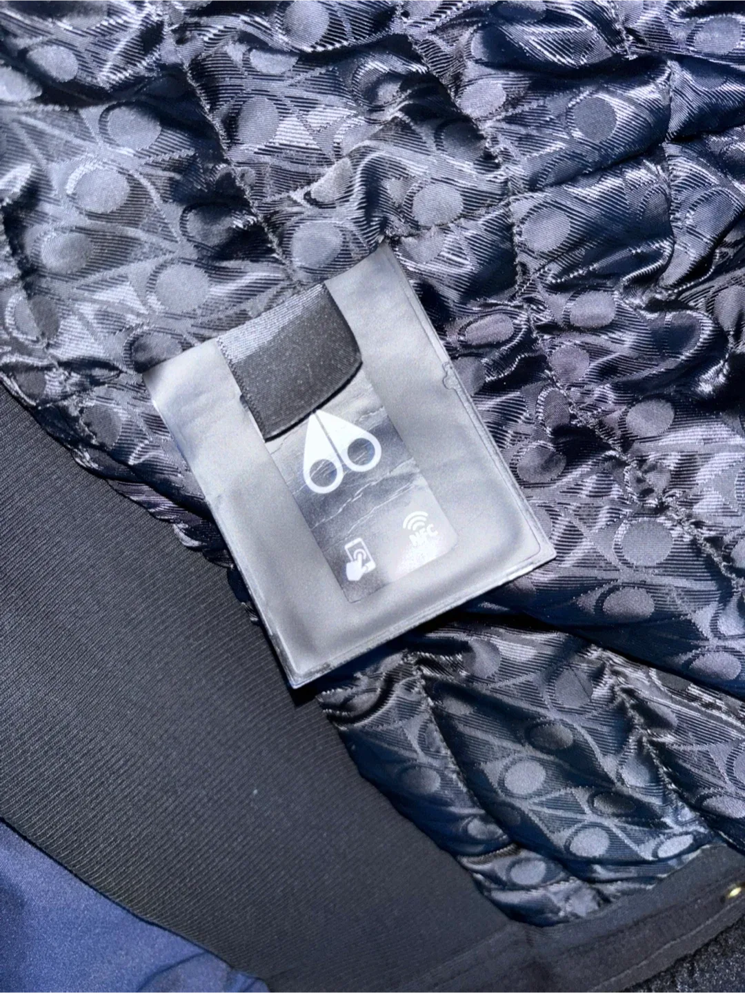 Moose Knuckles image indicator(3)