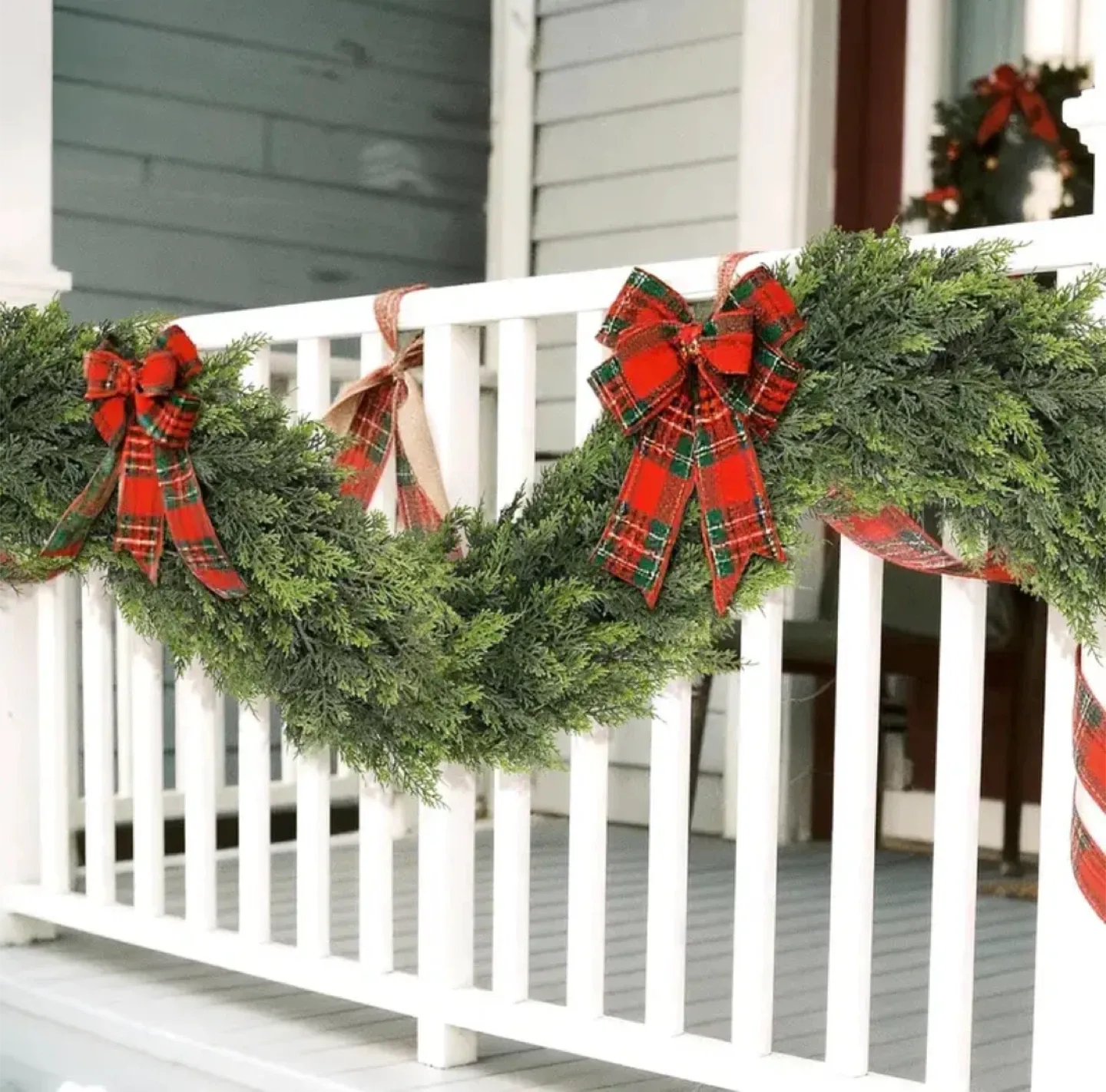 9ft Realistic Artificial Garland with Soft Lush Greenery new image indicator(2)