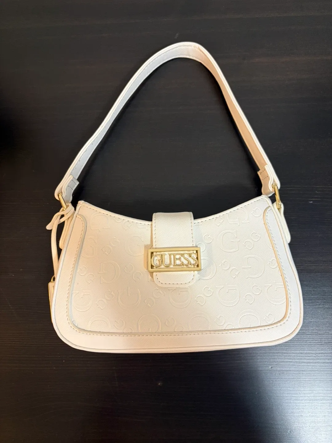Guess White Shoulder Bag