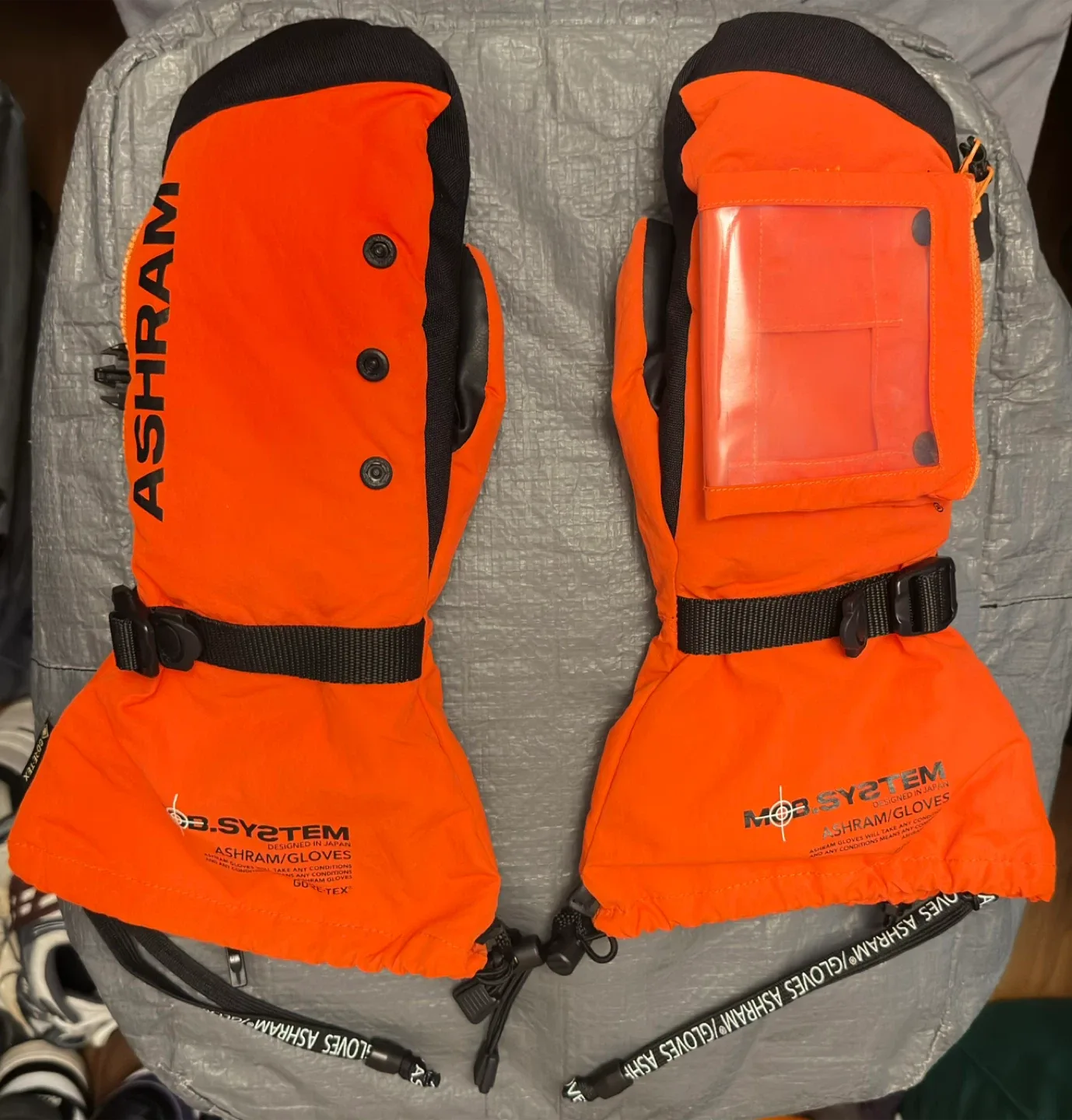 Ashram - GORE-TEX MOB. MITT Mittens + Phone Pocket (🇯🇵Brand)