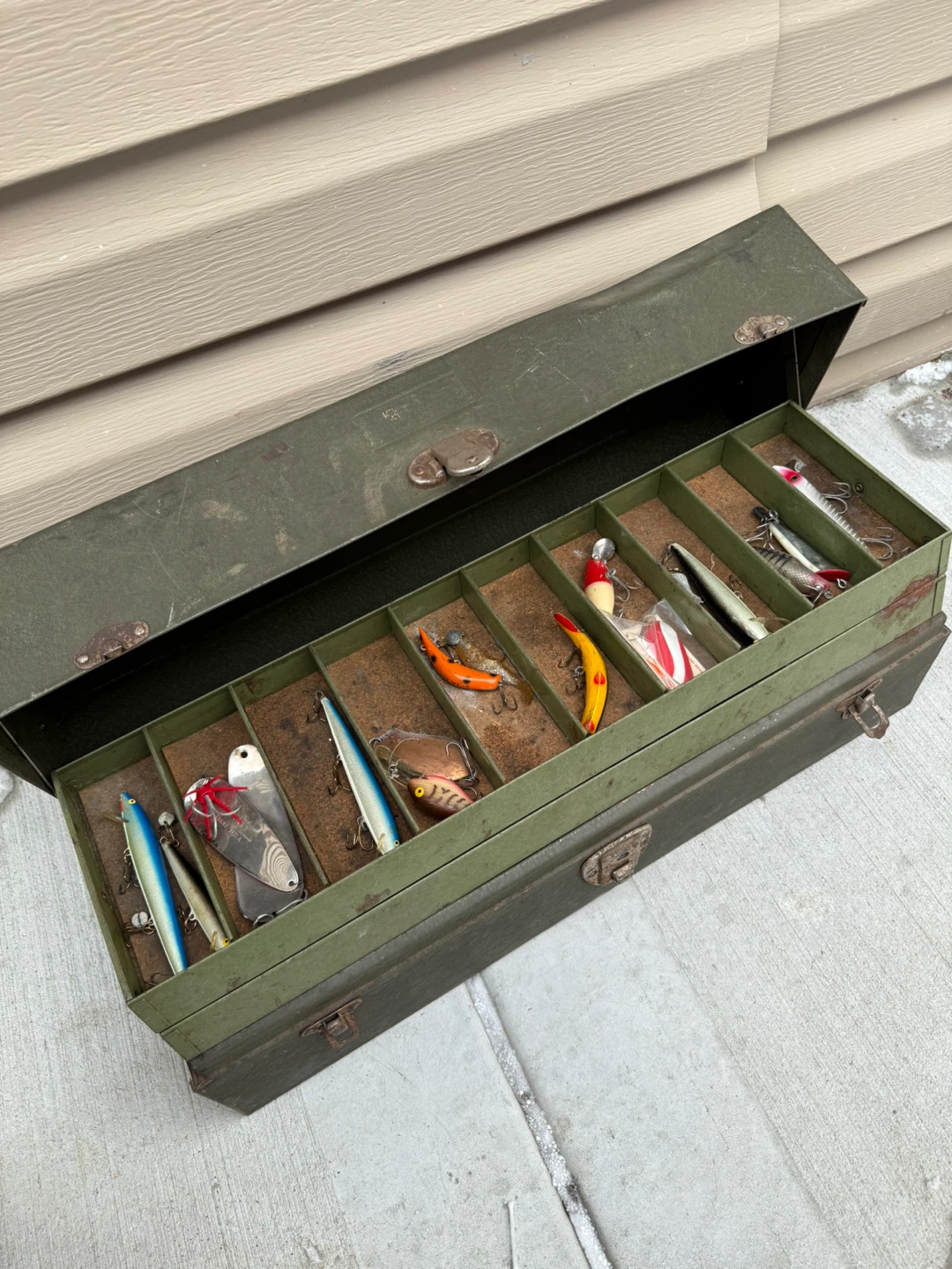 Vintage Fishing Tackle Box with Lures - photo 2