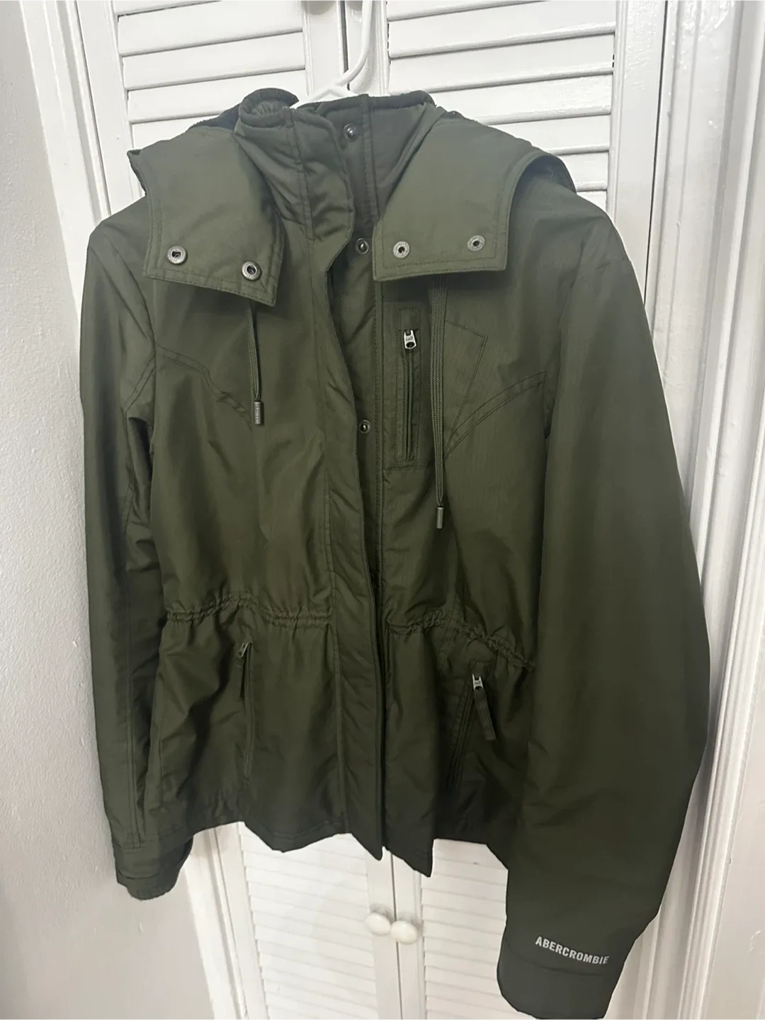 Abercrombie & Fitch Olive Green Jacket image indicator(2)