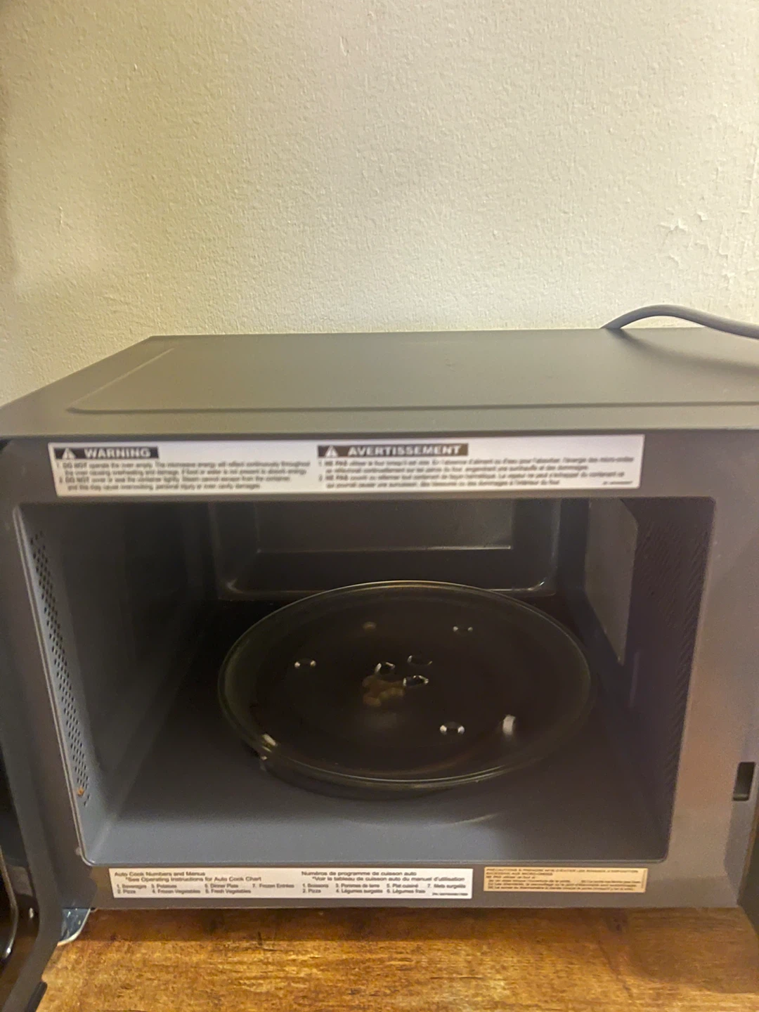 Panasonic 900W High Power Microwave - photo 2