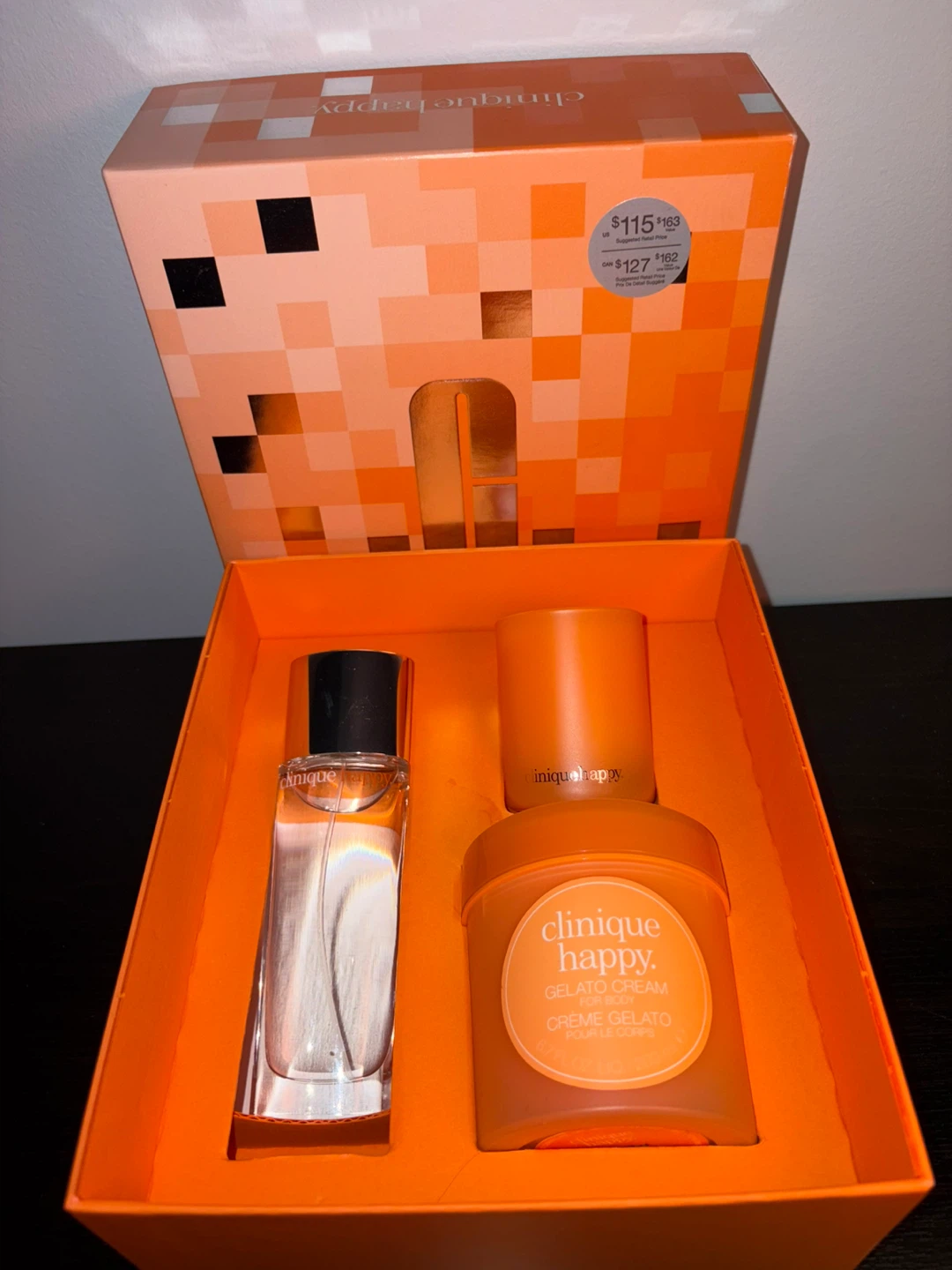 Clinique happy perfume gift set