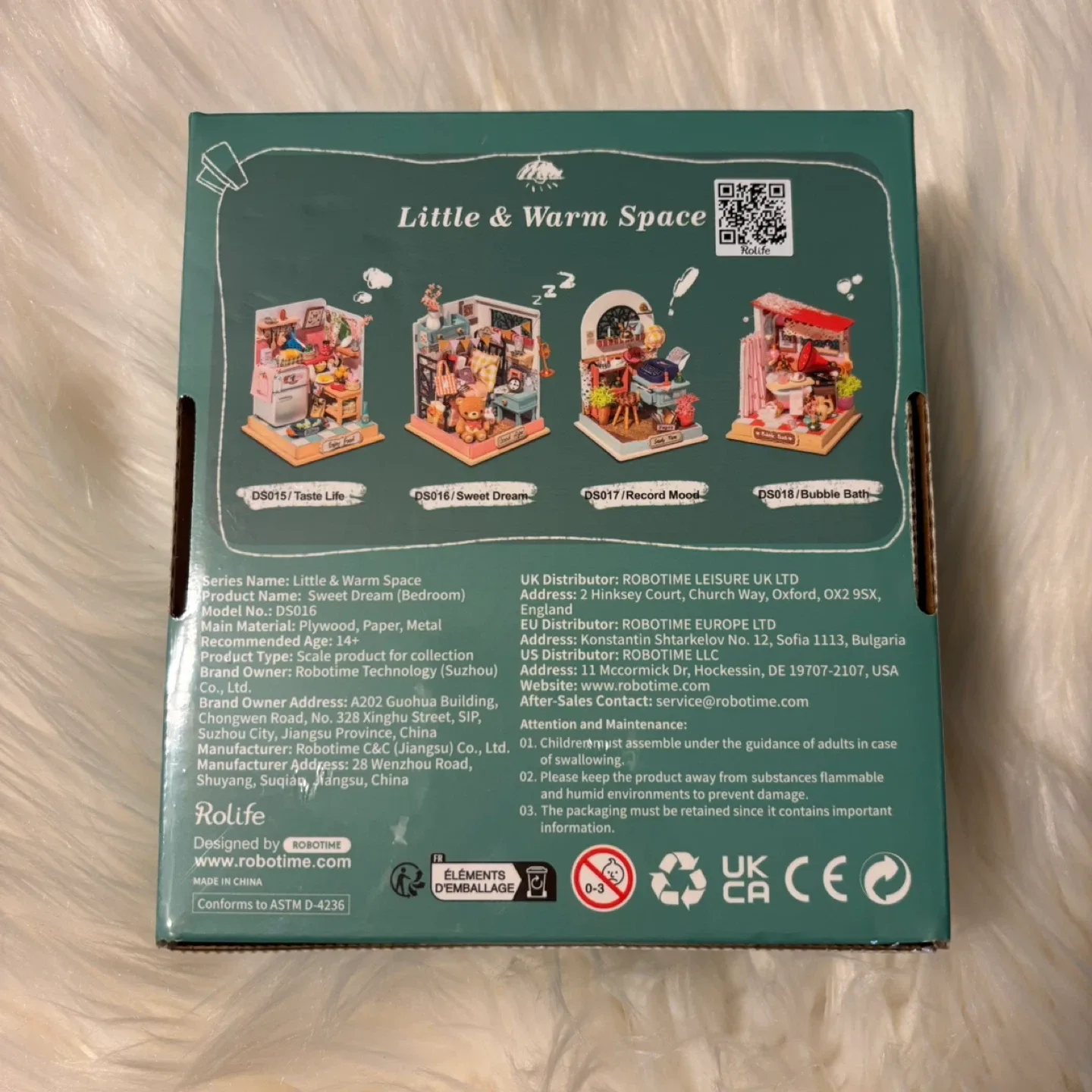 Rolife Sweet Dream Bedroom DIY Dollhouse Kit image indicator(2)