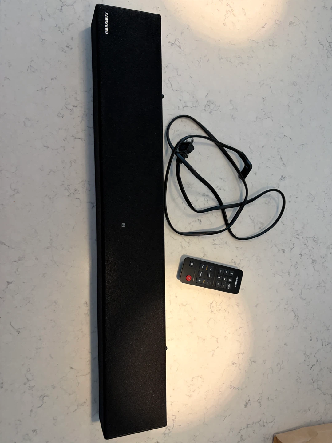 Samsung Soundbar with Remote