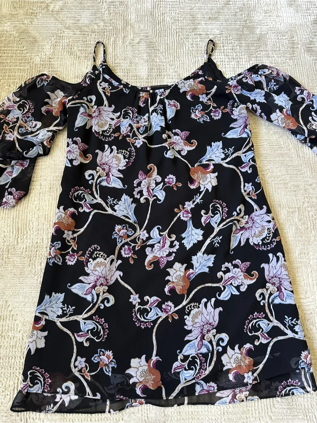 White House Black Market Dress - Size XS image indicator(2)