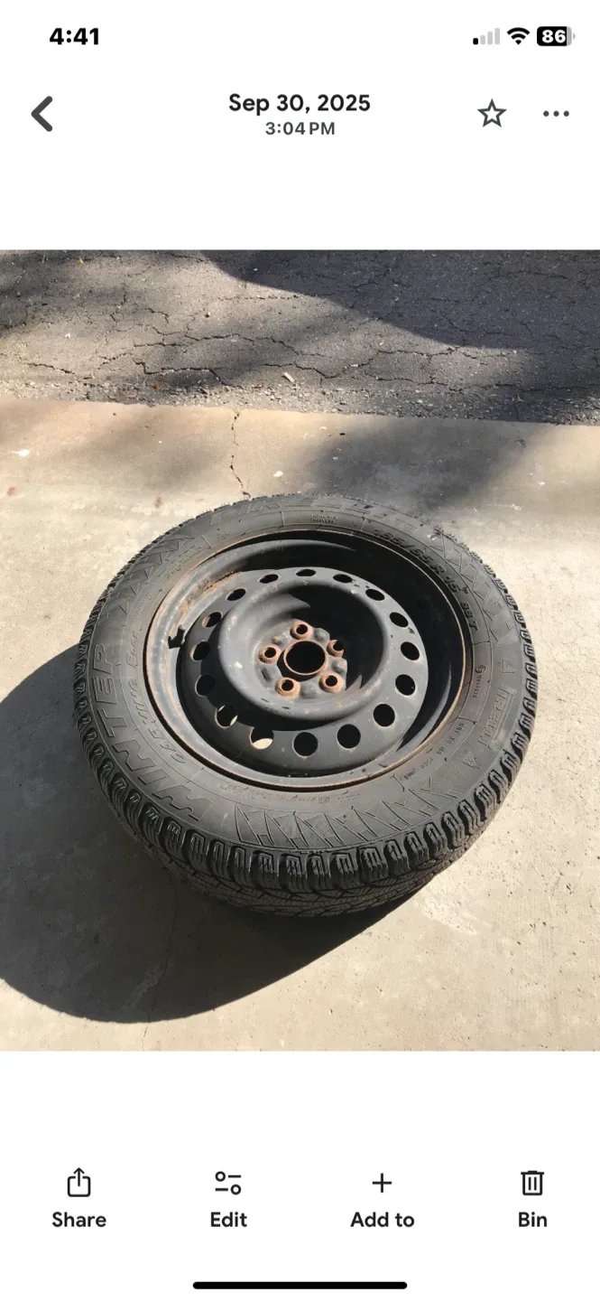 Winter tires for a Toyota Corolla image indicator(2)