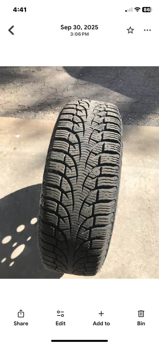 Winter tires for a Toyota Corolla image indicator(4)