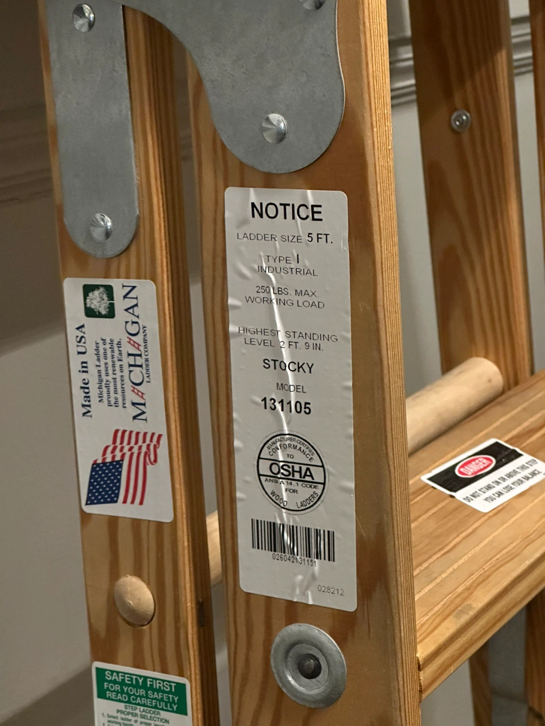Wooden Ladder (Michigan Ladder) 5 FT / 5-Steps - photo 4