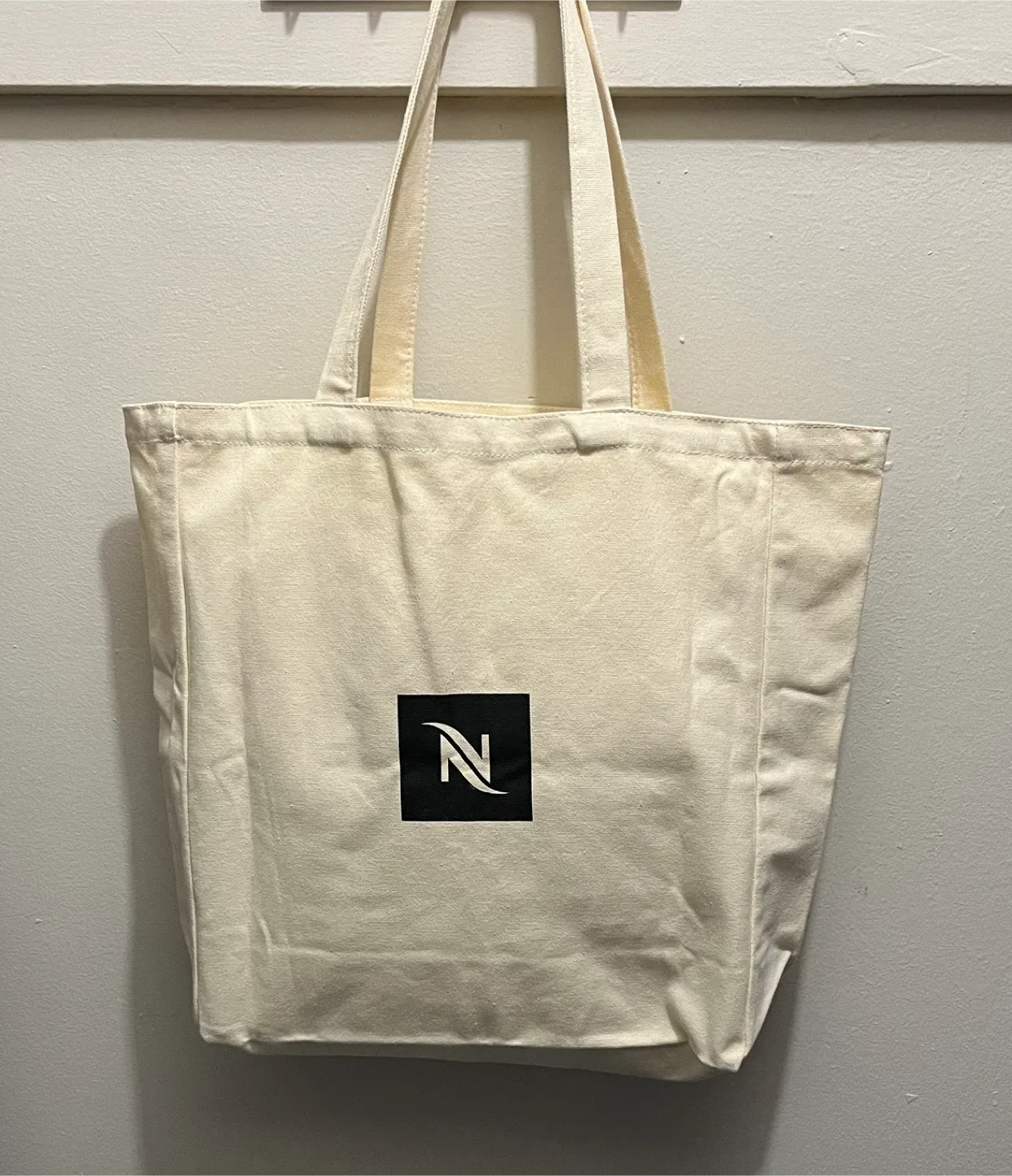 Nespresso "As Good as Gold" Large Tote Bag image indicator(3)
