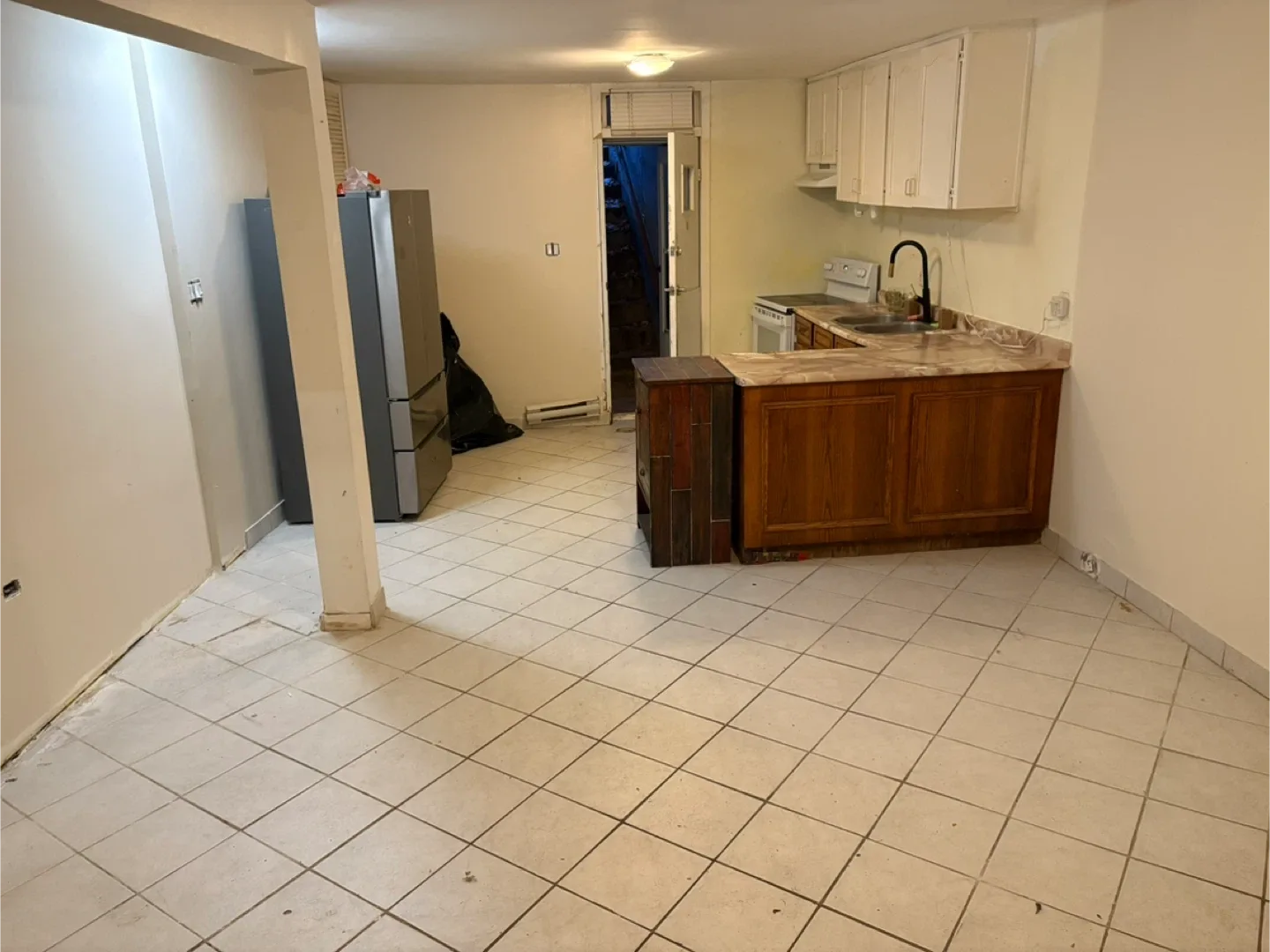 1 Bedroom + 1 Bath for rent image indicator(4)