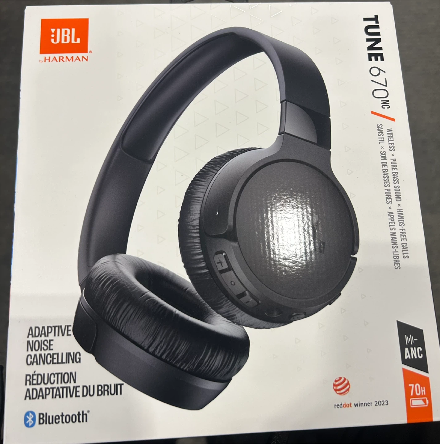 JBL Tune 670NC Wireless Headphones - New in Box!