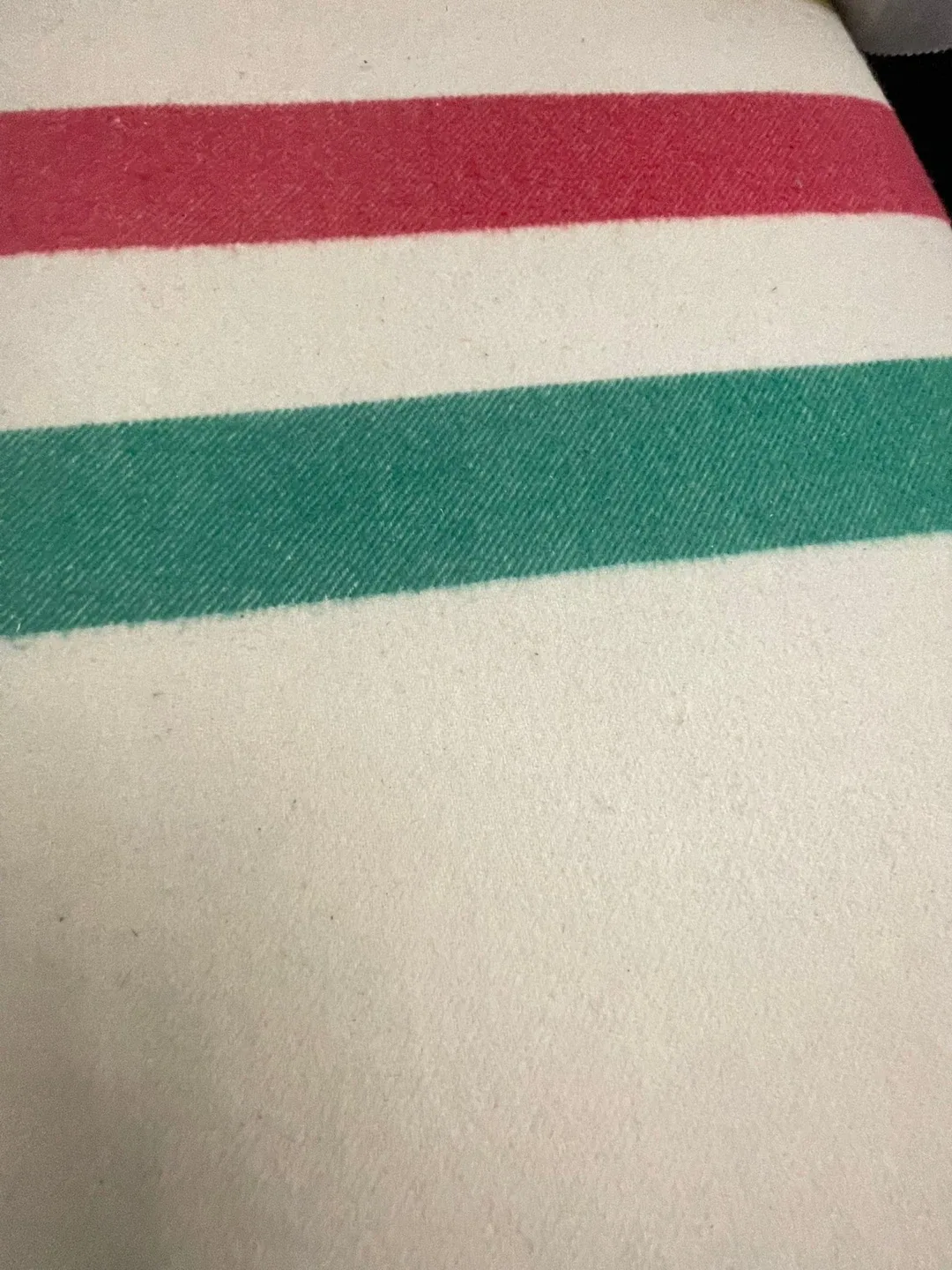 Hudson's Bay Storage Ottoman Bench image indicator(4)