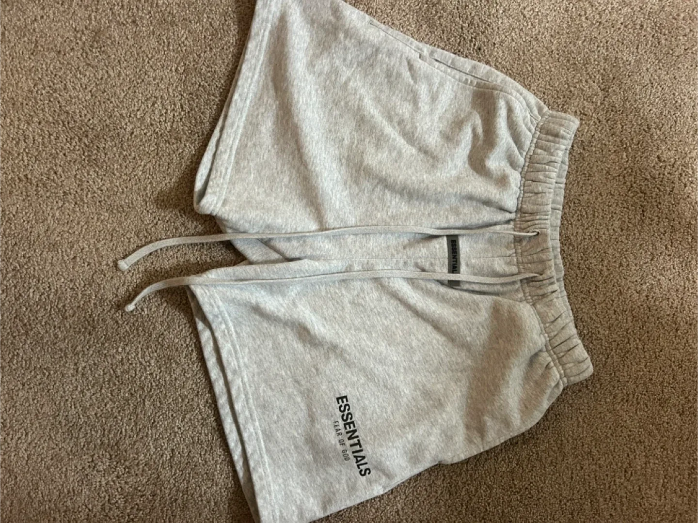 Essentials Fear of God Shorts - Size S