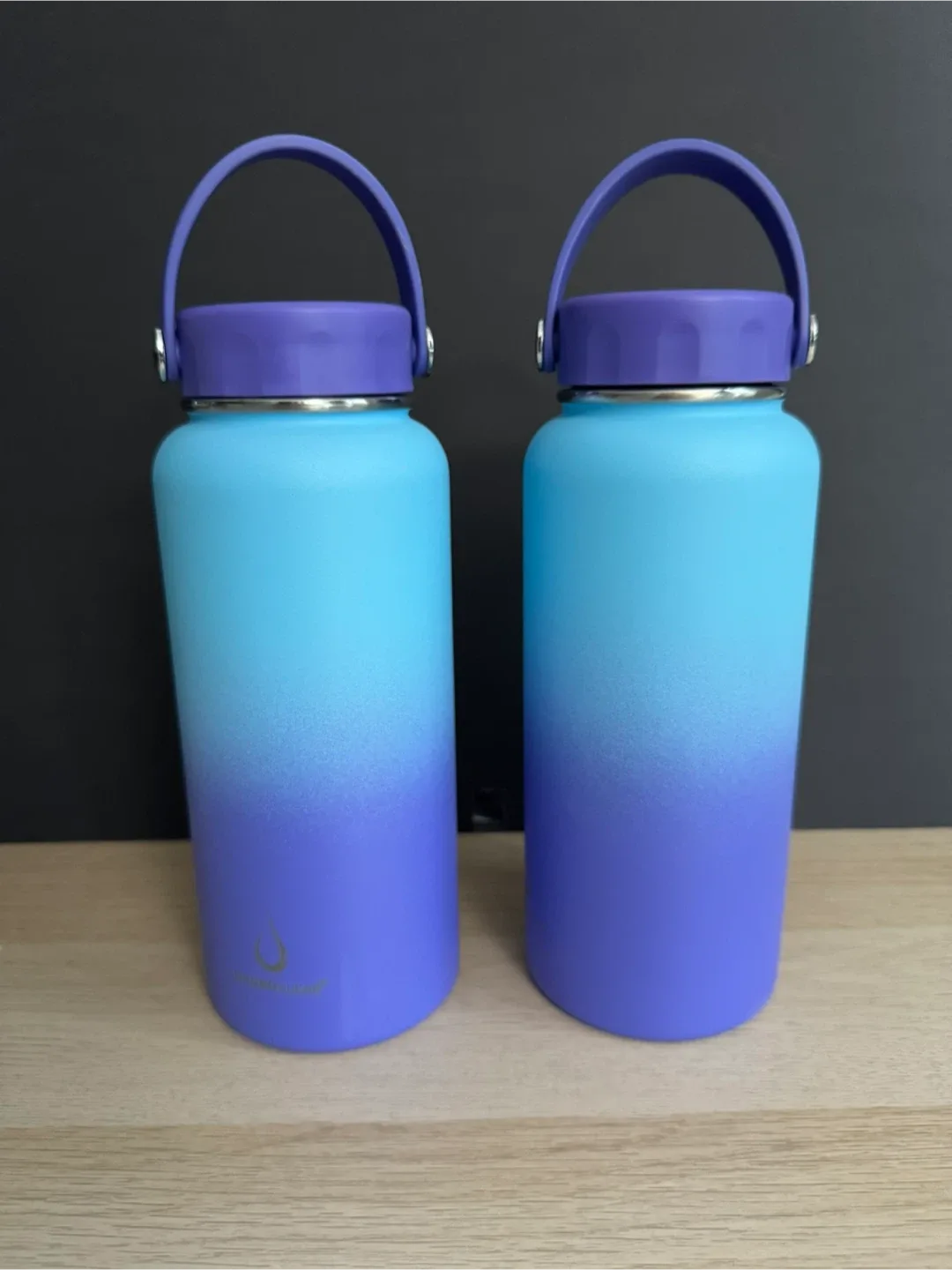 New Hydro Flask 32oz Water Bottle - Blue/Purple