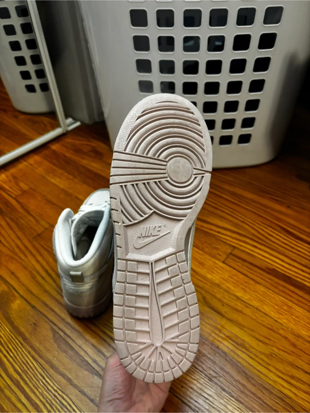 Nike Dunk High - Unisex Women’s 9.5 - Men’s 8 image indicator(6)