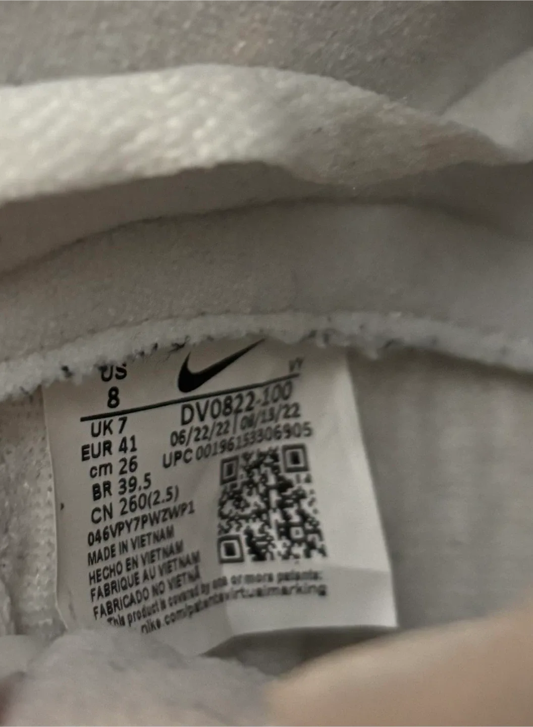 Nike Dunk High - Unisex Women’s 9.5 - Men’s 8 image indicator(7)