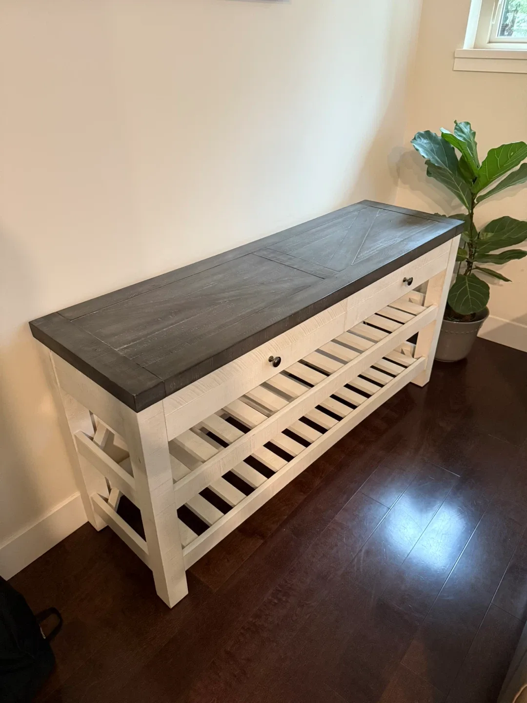 Entryway Console Table - Farmhouse Style