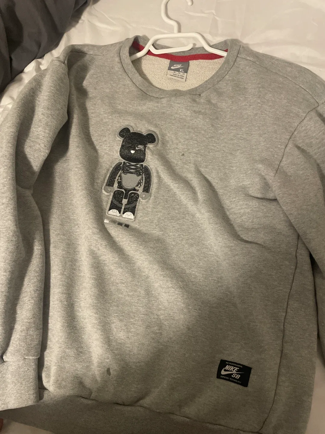Nike SB Grey Sweatshirt XL image indicator(3)