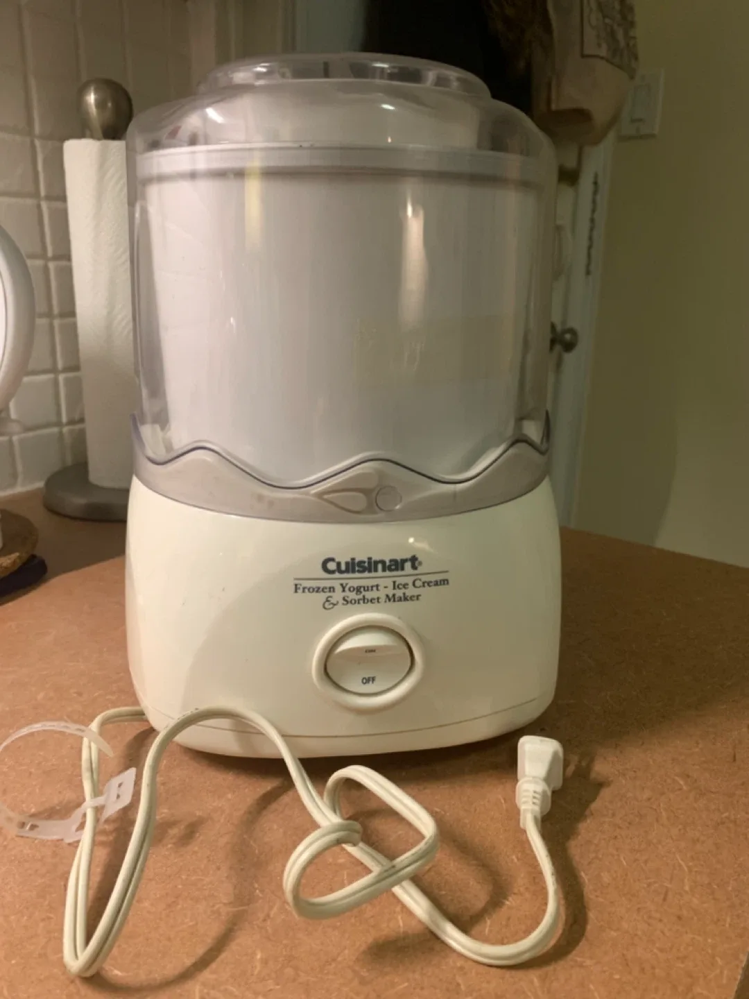 Cuisinart Frozen Yogurt, Ice Cream & Sorbet Maker image indicator(2)