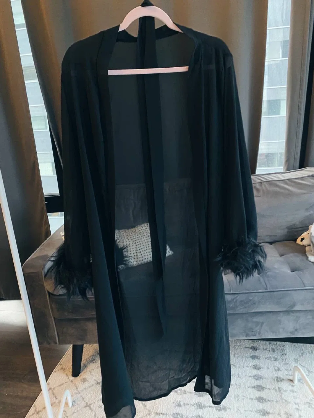 Black Feather Trim Robe with belt, size L image indicator(5)