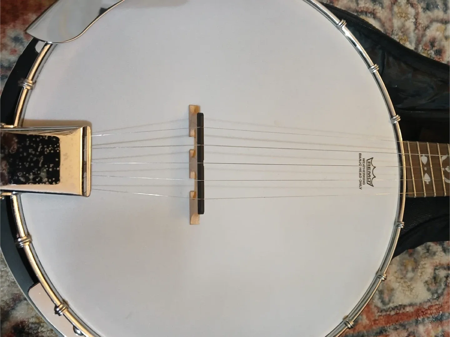 Denver Banjo with Case image indicator(2)